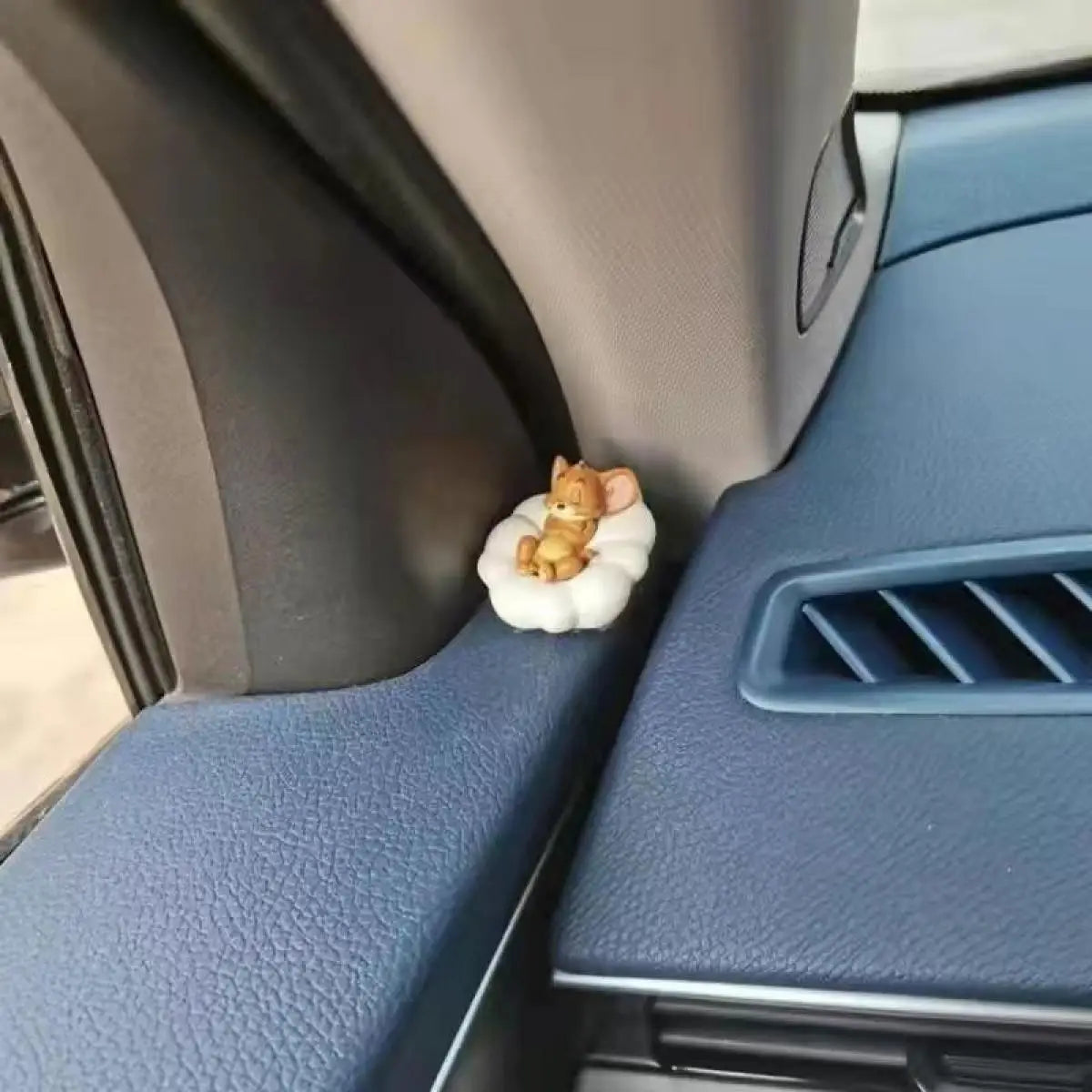 MINISO TOM AND JERRY