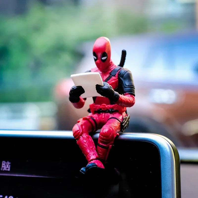 ANIME DEADPOOL FIGURE